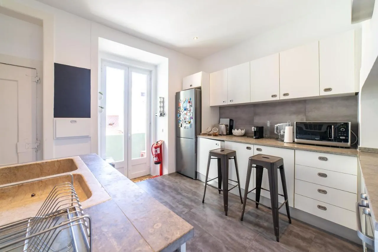 Santana Apartment リスボン
