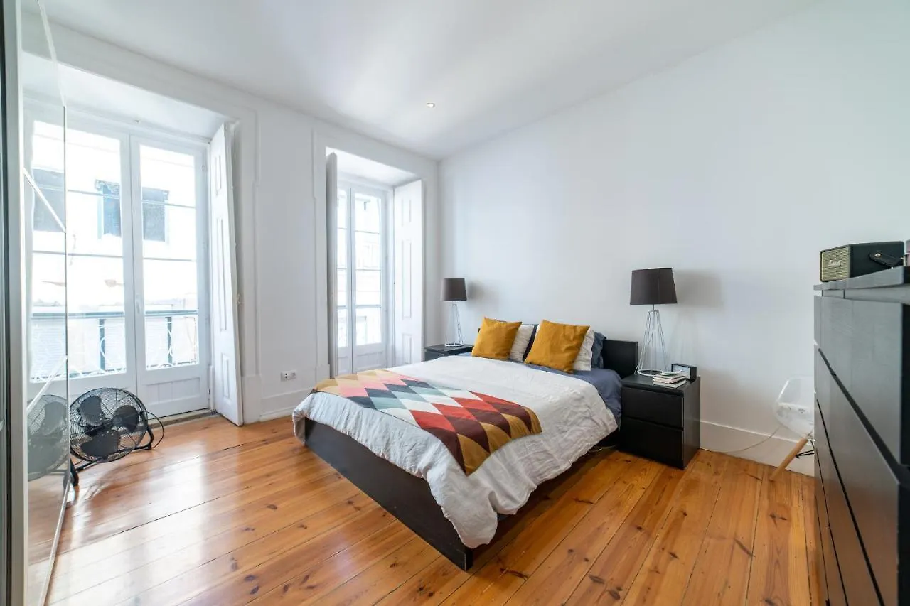 Santana Apartment リスボン