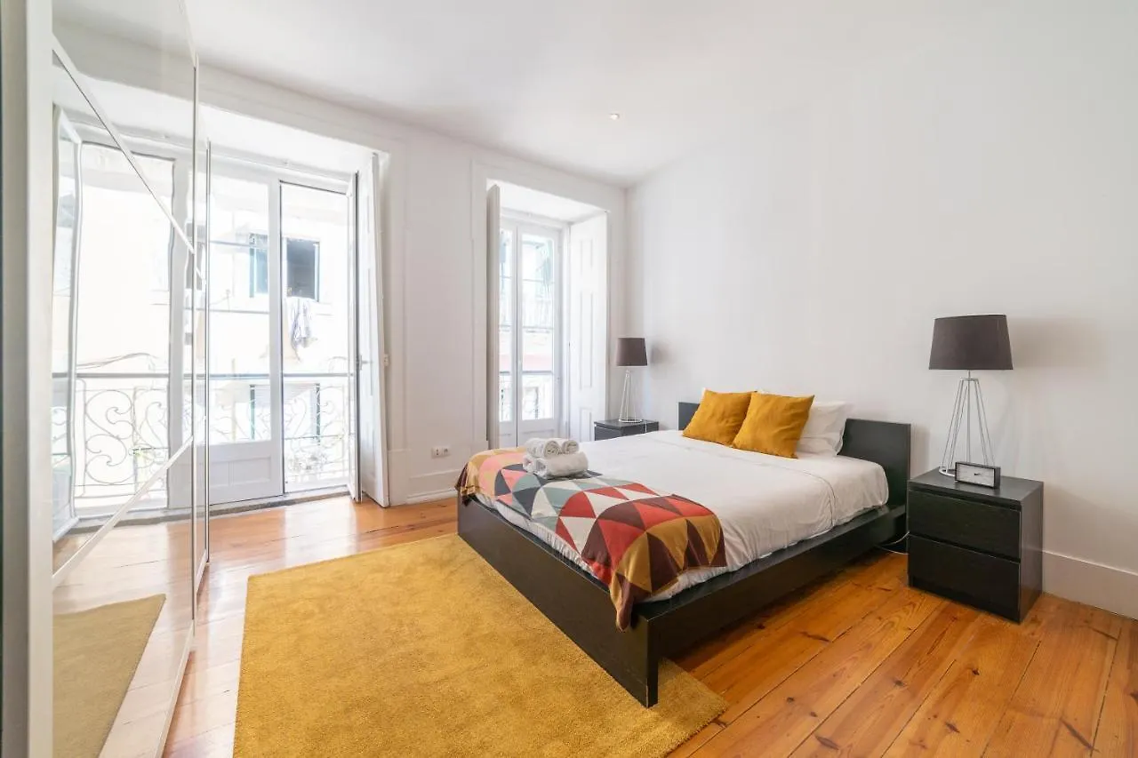 Santana Apartment リスボン